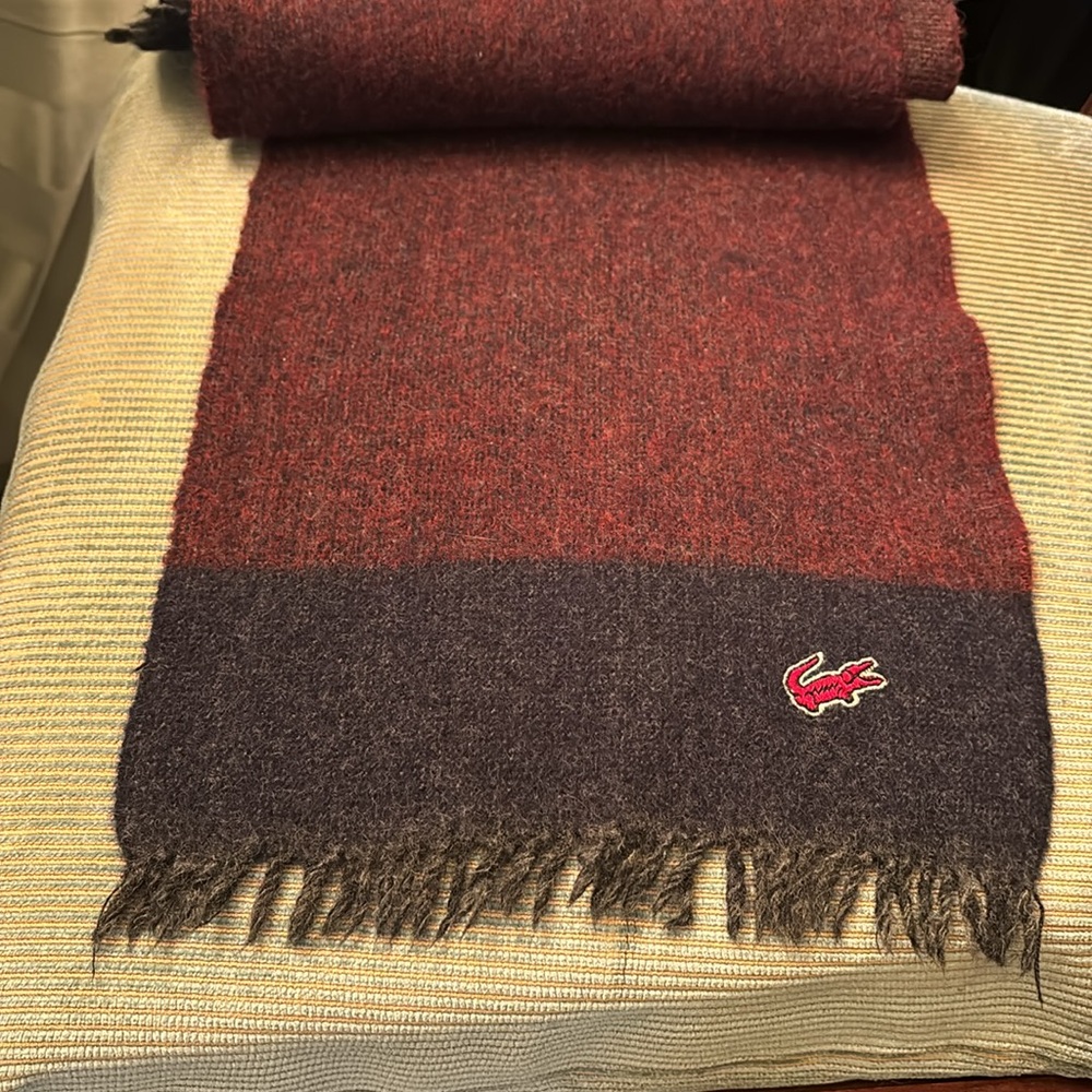 🟡Brand New Lacoste 100% Lambs Wool Heather Scarf Unisex